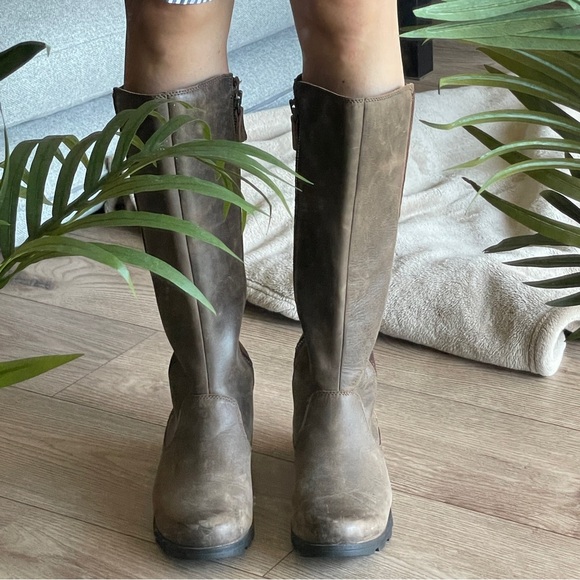 The Sorel Emelie Tall Boot Tobacco brown - Picture 6 of 16